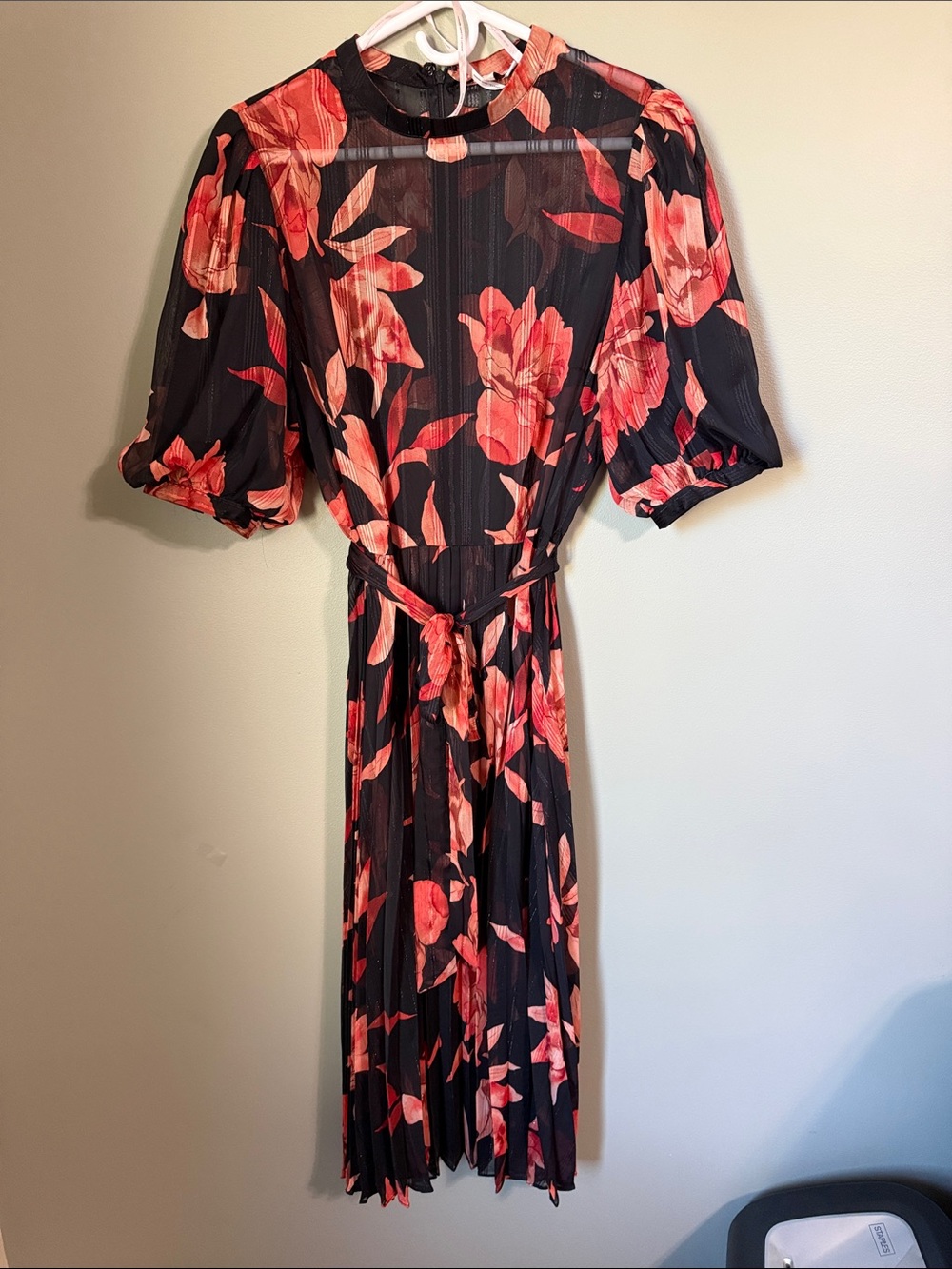 WOMEN’S NANETTE LEPORE FLORAL DRESS- 14